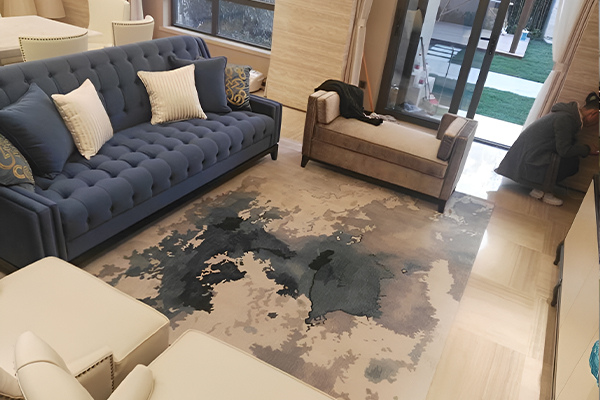 Luxury Gradient Custom Rug for High-End Residence